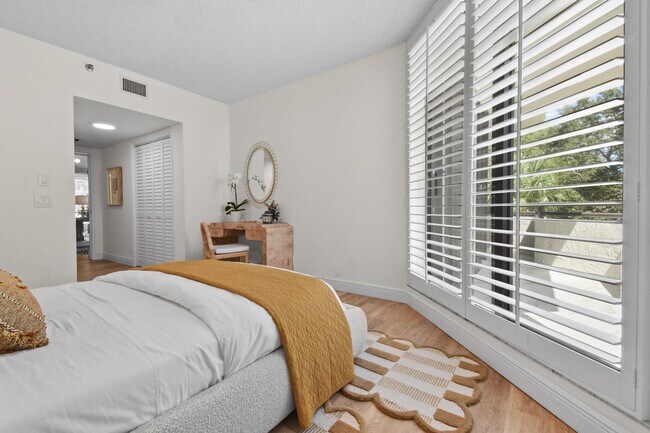 Building Photo - 3322 Casseekey Island Rd