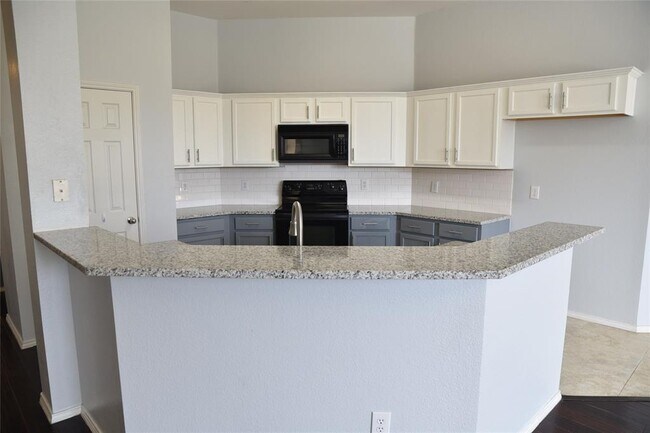 Building Photo - 4512 Sunmeadow Ln