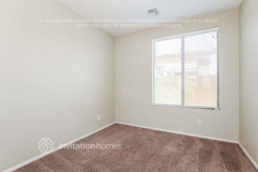 Building Photo - 10241 W Cordes Rd