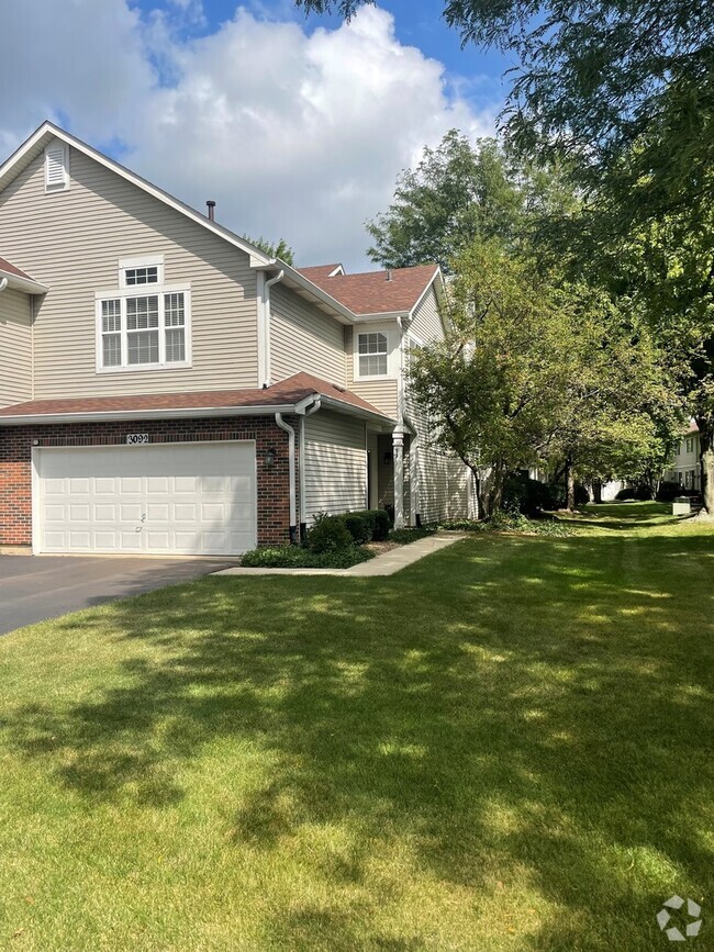Building Photo - 3092 Kentshire Cir
