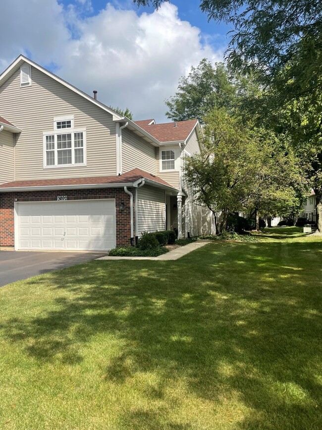 Primary Photo - 3092 Kentshire Cir