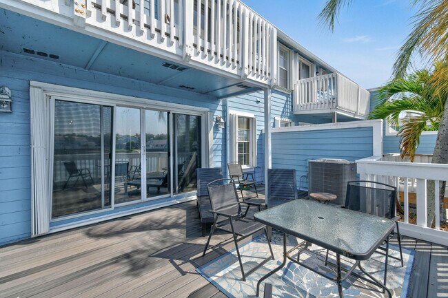 Building Photo - 1216 Ocean Dunes Cir
