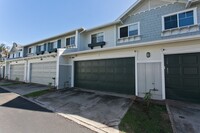 Building Photo - Mariners Place Townhome 3 Bedroom, 2.5 Bath