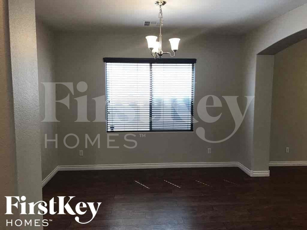 Building Photo - 28 Delighted Ave