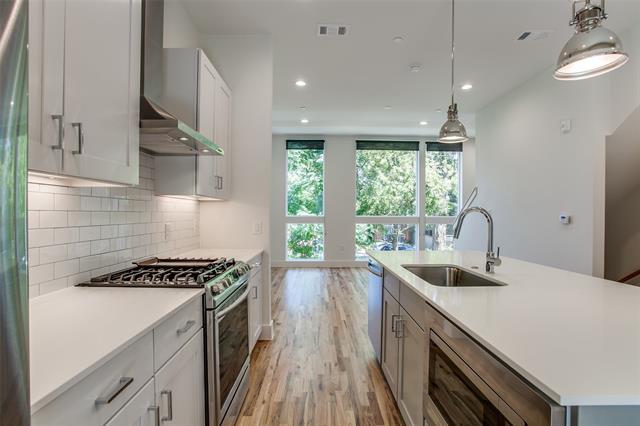 Building Photo - 4419 Cabell Dr