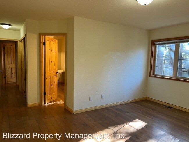 Building Photo - 5 br, 4 bath House - 30 Whispering Pines Road