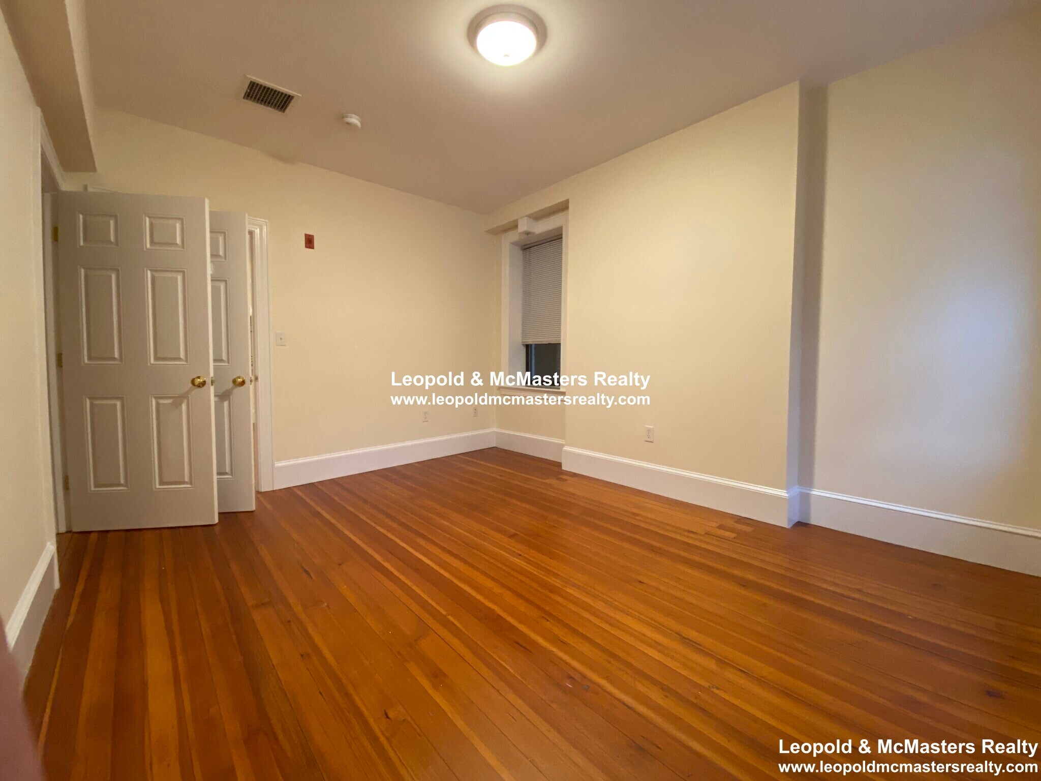 Building Photo - 878 Massachusetts Ave