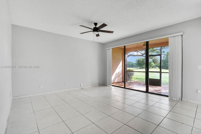 Building Photo - 401 SW 158th Terrace