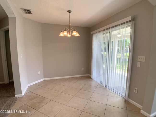 Building Photo - 1213 Harbour Town Dr