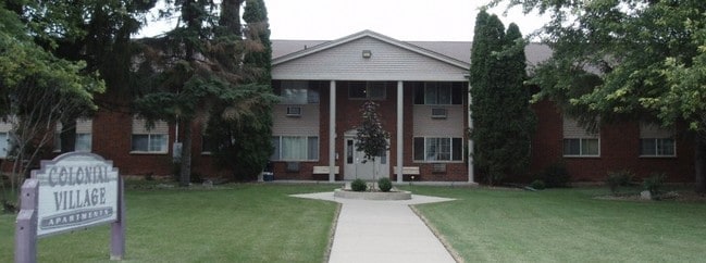 Primary Photo - Colonial Village Apartments