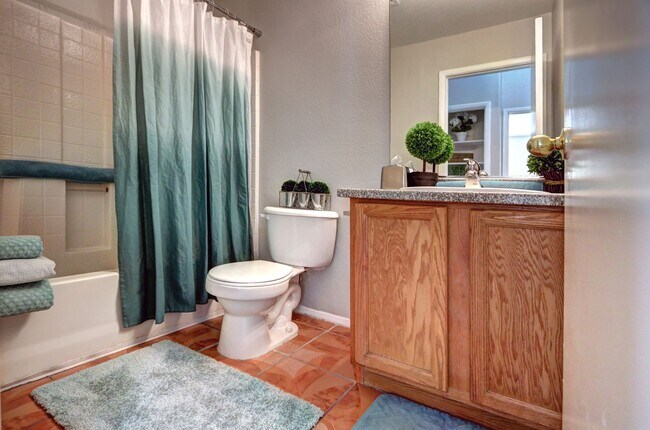 Building Photo - 3829 White Quail Ct