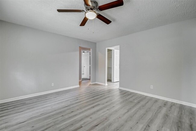 Building Photo - 5806 Westover St