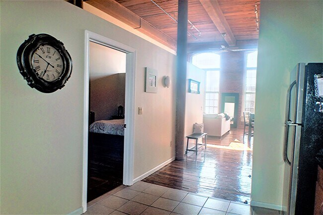 Interior Photo - Victoria Riverside Lofts