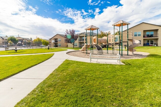 Building Photo - 11112 W Brassy Cove Loop