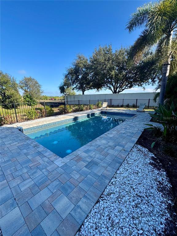 Building Photo - 6104 Champions Row St