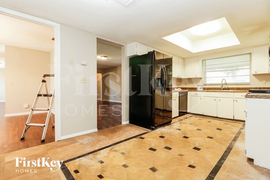 Building Photo - 3816 Fieldflower Ct