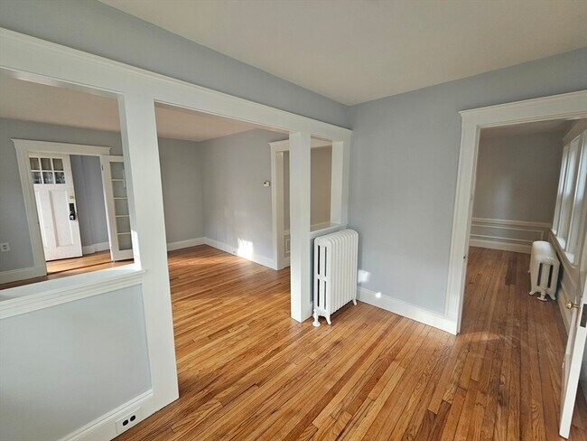 Building Photo - 360 Beech St