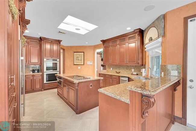 Building Photo - 4200 Coral Hills Dr