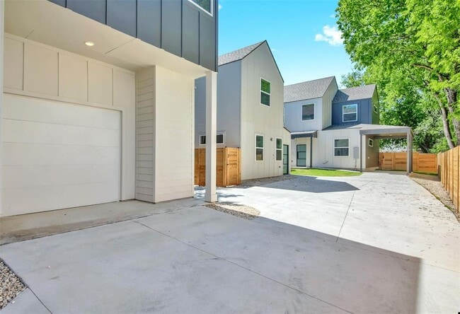 Building Photo - 7204 Meador Ave