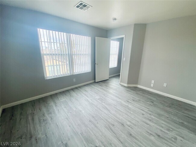 Building Photo - 2512 Birds Nest Cactus Ct