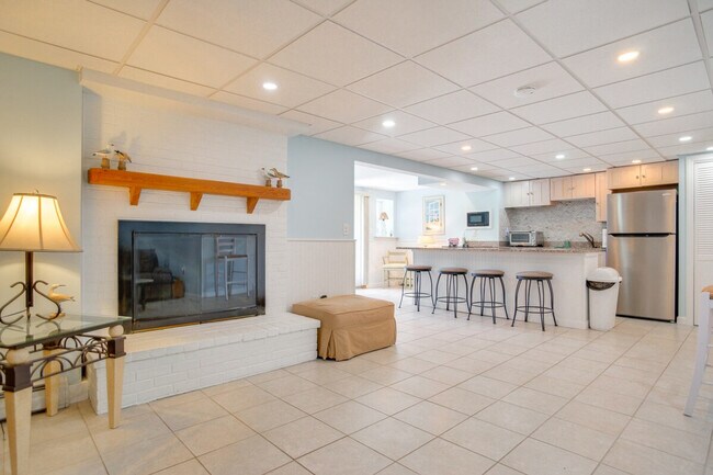 Building Photo - 89 Sunset Cir