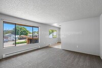 Building Photo - 2628 E Wellesley Ave