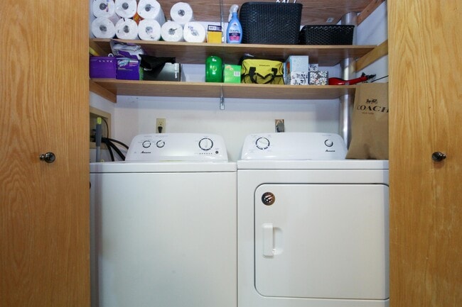 Building Photo - 4130 Durham Ct