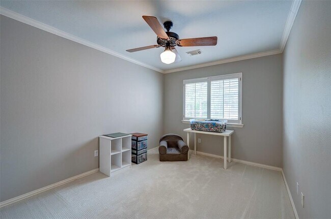 Building Photo - 618 Timber Cir