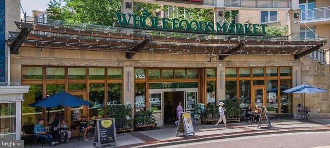 Building Photo - 4515 Willard Ave