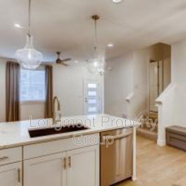 Building Photo - 780 Stonebridge Dr