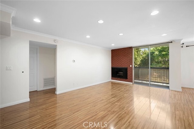 Building Photo - 570 W Stocker St