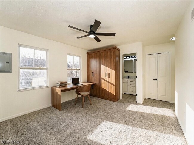 Building Photo - 821 Nela View Rd