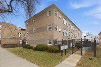Building Photo - 8921 S Cottage Grove Ave