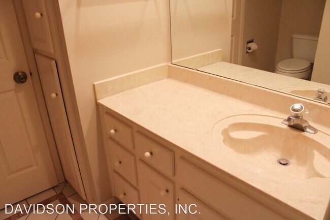 Building Photo - 2 br, 2 bath House - 100 El Prado #201