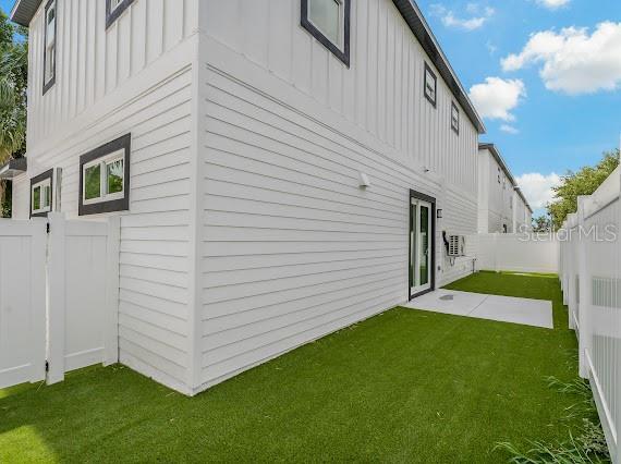 Building Photo - 1348 San Christopher Dr