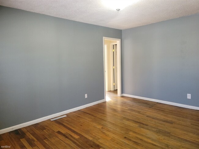 Building Photo - 3 br, 2 bath House - 2327 South Palisade A...