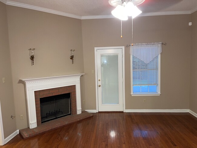 Building Photo - 2966 Woodland Ash Cove
