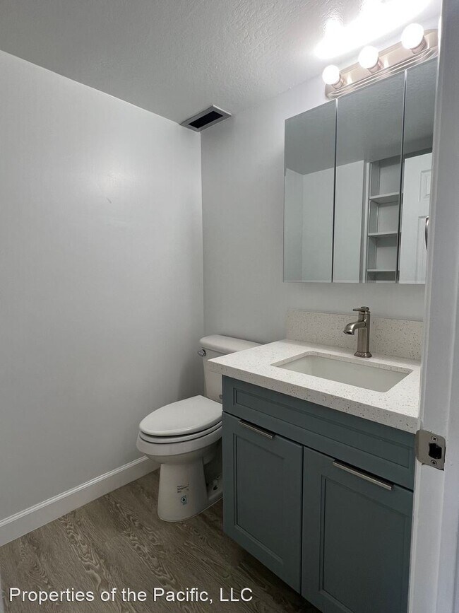 Building Photo - 1 br, 1.5 bath House - 1333 Heulu Street, ...