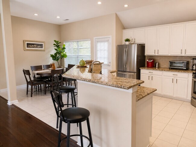 Building Photo - 15 Bayou Springs Ct
