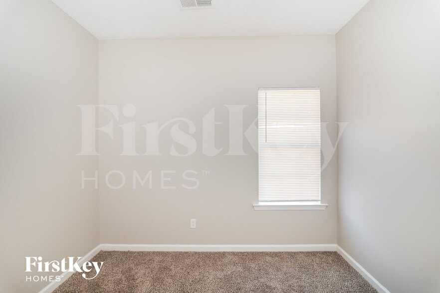 Building Photo - 4566 Tulip Bend Dr