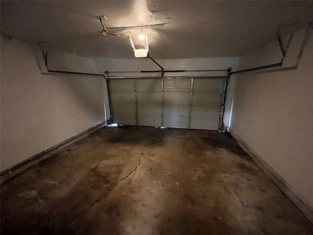 Building Photo - 2214 Mockingbird Ln