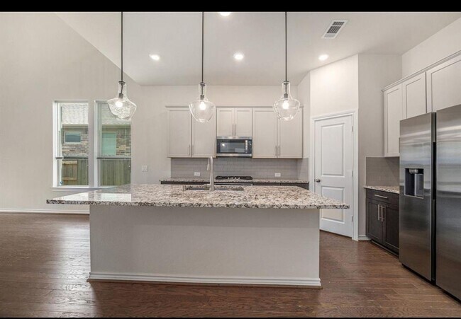 Building Photo - 7315 Buckthorn Holw Trl