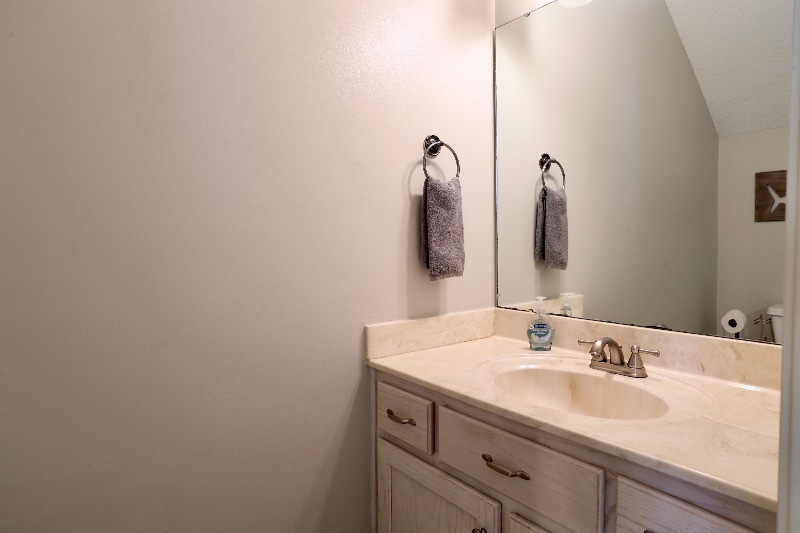 Building Photo - 206 Edinburgh Way