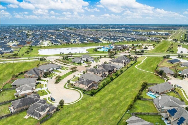 Building Photo - 28618 Abilene Park Ct