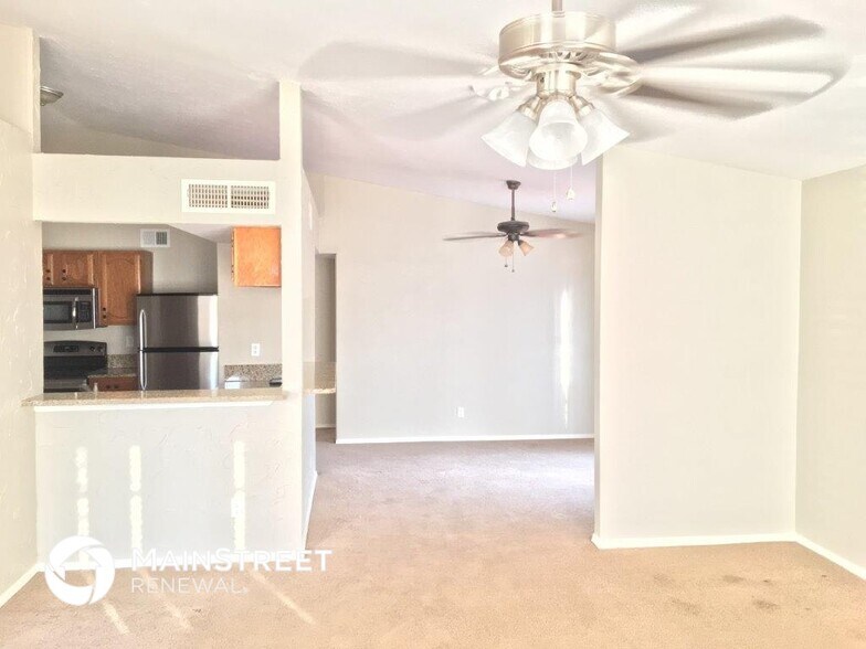 Building Photo - 7300 Wayfarer Trail