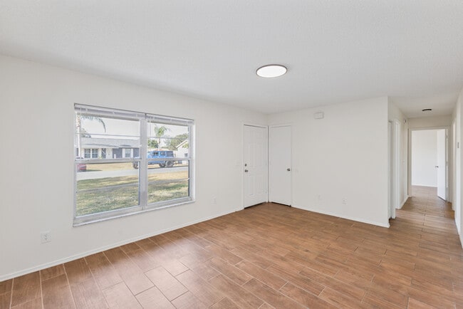 Building Photo - 1238 Padgett Cir