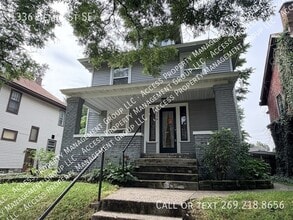 Building Photo - 1336 Bemis St SE