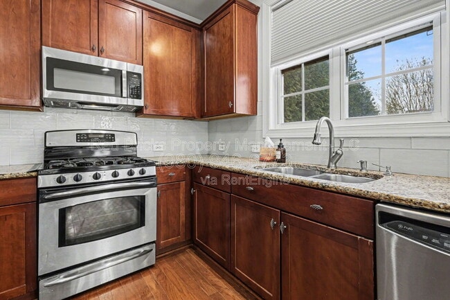 Building Photo - 14633 Provence Ln