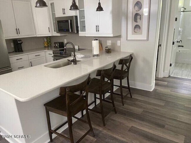 Building Photo - Fully furnished! Welcome to your dream rental in Calabash!