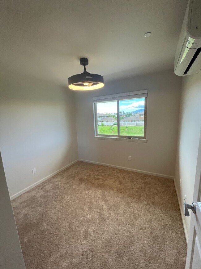 Building Photo - Kahoma Village 3 Bedroom Townhome